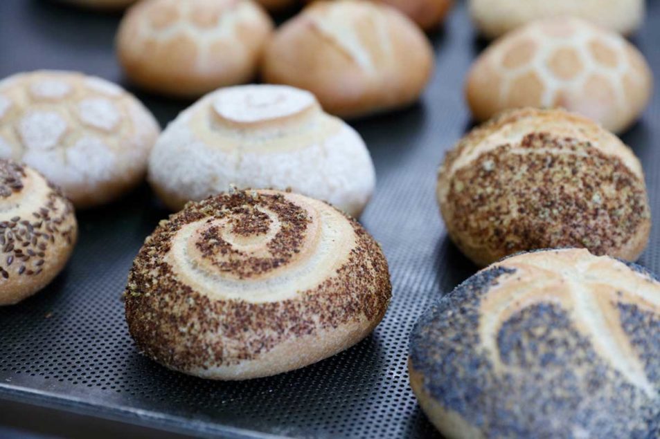 Patterned buns, rolls differentiate bakers' offerings, 2020-09-01