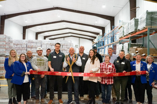 Farmer Direct ribbon cutting.