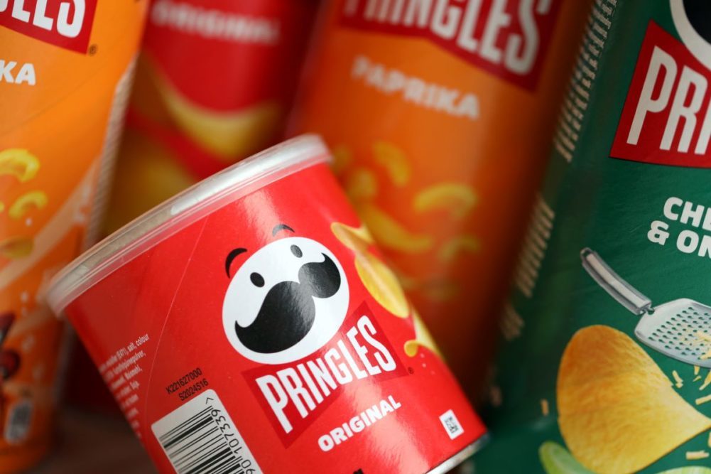 Can of mini-Pringles, original flavor. 