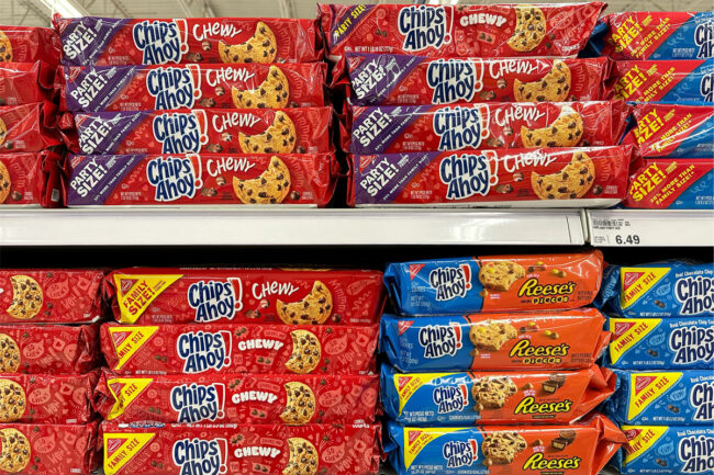 Boxes of Chips Ahoy! at the grocery store. 