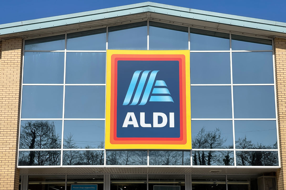 Aldi storefront. 